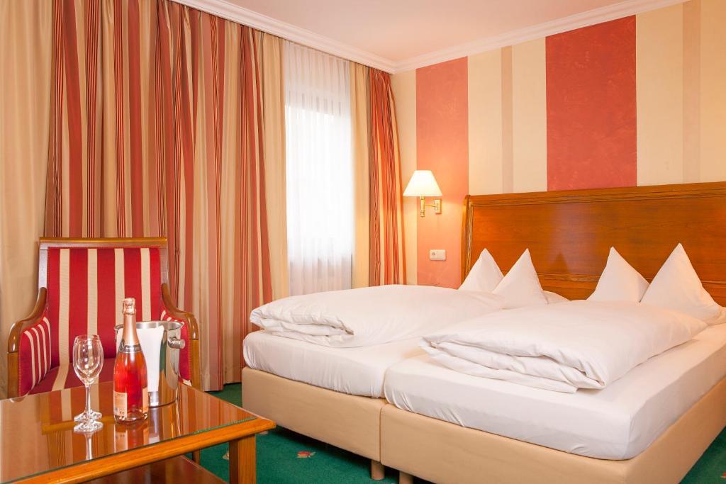 Hotel Wilder Mann Königstein in der Oberpfalz Habitación foto